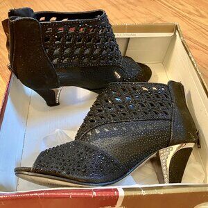 Pierre Dumas Evening Booties, Black Sparkle, Size 7